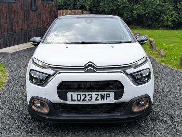SPOTICAR Citroën C3 1.2 Puretech C-series Edition Euro 6 (s/s) 5dr Used Car - Hatchback Petrol White - County Antrim - 1200619358_2