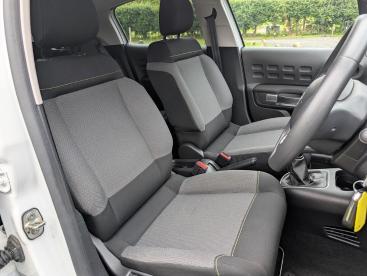 SPOTICAR Citroën C3 1.2 Puretech C-series Edition Euro 6 (s/s) 5dr Used Car - Hatchback Petrol White - County Antrim - 1200619358_4