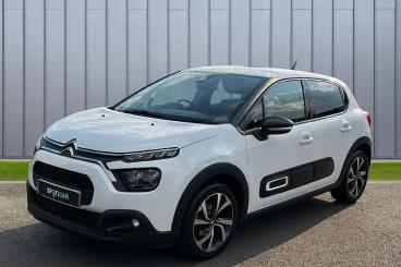 SPOTICAR Citroën C3 1.2 Puretech Max Euro 6 (s/s) 5dr Used Car - Hatchback Petrol White - Yeovil - 1200620031_4