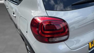 SPOTICAR Citroën C3 1.2 Puretech C-series Edition Euro 6 (s/s) 5dr Used Car - Hatchback Petrol  - Godalming - 1200621041_5
