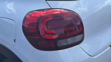 SPOTICAR Citroën C3 1.2 Puretech Gpf Flair Euro 6 (s/s) 5dr Used Car - Hatchback Petrol White - Leicester - 1200623710_5