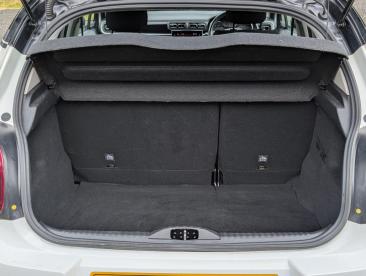 SPOTICAR Citroën C3 1.2 Puretech Flair Euro 6 (s/s) 5dr Used Car - Hatchback Petrol White - County Antrim - 1200624189_5