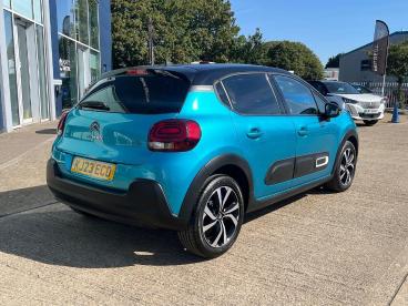 SPOTICAR Citroën C3 1.2 Puretech Shine Plus Euro 6 (s/s) 5dr Used Car - Hatchback Petrol Blue - Kettering - 1200624758_3