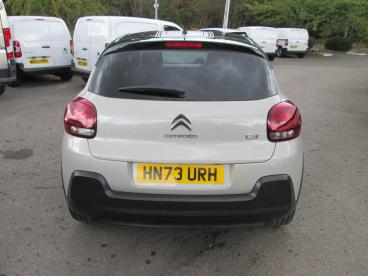 SPOTICAR Citroën C3 1.2 Puretech C-series Edition Euro 6 (s/s) 5dr Used Car - Hatchback Petrol Grey - Wokingham - 1200629733_4