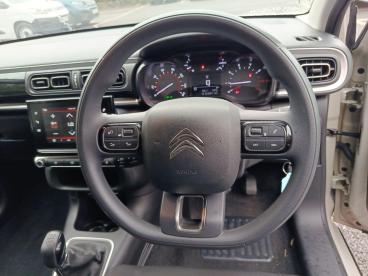 SPOTICAR Citroën C3 1.2 Puretech Plus Euro 6 (s/s) 5dr Used Car - Hatchback Petrol Beige - Aylesbury - 1200629836_3