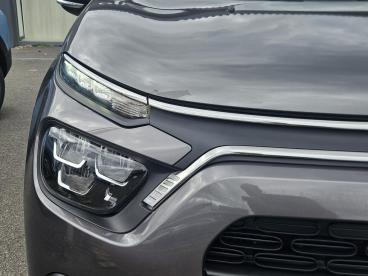 SPOTICAR Citroën C3 1.2 Puretech C-series Edition Eat6 Euro 6 (s/s) 5d Used Car - Hatchback Petrol Grey - Watford - 1200637632_5