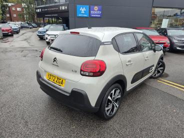 SPOTICAR Citroën C3 1.2 Puretech Shine Plus Euro 6 (s/s) 5dr Used Car - Hatchback Petrol Beige - Wakefield - 1200642919_4