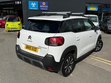 SPOTICAR Citroën C3 Aircross 1.2 Puretech Feel Euro 6 (s/s) 5dr Used Car - Suv Petrol White - Wakefield - 1200536455_4