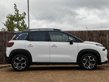 SPOTICAR Citroën C3 Aircross 1.2 Puretech Max Eat6 Euro 6 (s/s) 5dr Used Car - Suv Petrol White - Maidstone - 1200539101_1