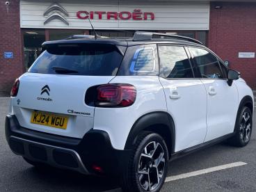 SPOTICAR Citroën C3 Aircross 1.2 Puretech Max Eat6 Euro 6 (s/s) 5dr Used Car - Suv Petrol White - Chorley - 1200540665_5