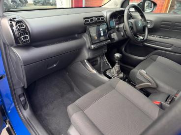 SPOTICAR Citroën C3 Aircross 1.2 Puretech Shine Euro 6 (s/s) 5dr Used Car - Suv Petrol Blue - Chorley - 1200547325_2