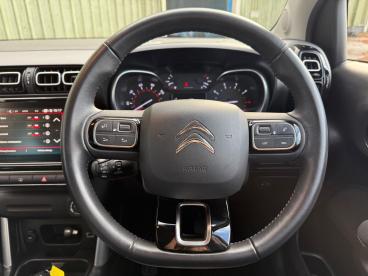 SPOTICAR Citroën C3 Aircross 1.2 Puretech Flair Euro 6 (s/s) 5dr Used Car - Suv Petrol Blue - Carlisle - 1200552610_3