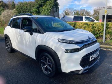 SPOTICAR Citroën C3 Aircross 1.2 Puretech Shine Euro 6 (s/s) 5dr Used Car - Suv Petrol White - Plymouth - 1200553550_3