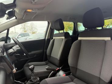 SPOTICAR Citroën C3 Aircross 1.2 Puretech Shine Euro 6 (s/s) 5dr Used Car - Suv Petrol Grey - Carlisle - 1200553704_4