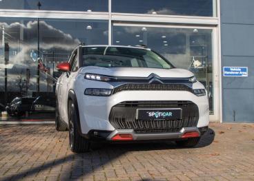 SPOTICAR Citroën C3 Aircross 1.2 Puretech C-series Euro 6 (s/s) 5dr Used Car - Suv Petrol White - Aldershot - 1200559568_1