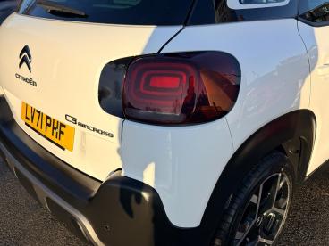 SPOTICAR Citroën C3 Aircross 1.2 Puretech Shine Plus Eat6 Euro 6 (s/s) 5dr Used Car - Suv Petrol White - Wakefield - 1200560904_5