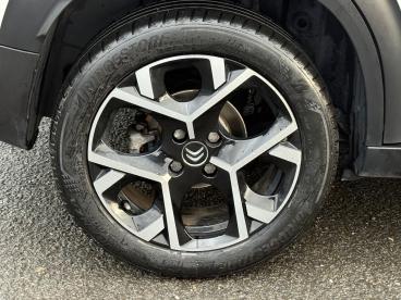 SPOTICAR Citroën C3 Aircross 1.2 Puretech Shine Plus Euro 6 (s/s) 5dr Used Car - Suv Petrol White - Eglinton - 1200568568_3