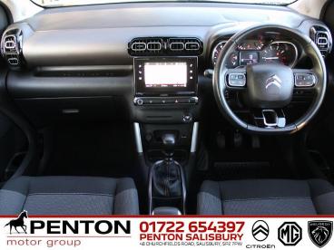 SPOTICAR Citroën C3 Aircross 1.2 Puretech Gpf Flair Euro 6 (s/s) 5dr Used Car - Suv Petrol White - Salisbury - 1200570176_5