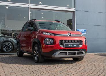 SPOTICAR Citroën C3 Aircross 1.2 Puretech Shine Euro 6 (s/s) 5dr Used Car - Suv Petrol Red - Aldershot - 1200579074_1