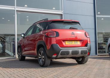 SPOTICAR Citroën C3 Aircross 1.2 Puretech Shine Euro 6 (s/s) 5dr Used Car - Suv Petrol Red - Aldershot - 1200579074_4