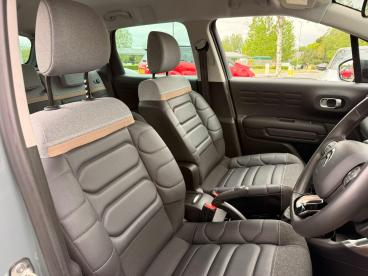 SPOTICAR Citroën C3 Aircross 1.2 Puretech Shine Plus Euro 6 (s/s) 5dr Used Car - Suv Petrol Grey - Trowbridge - 1200599761_5