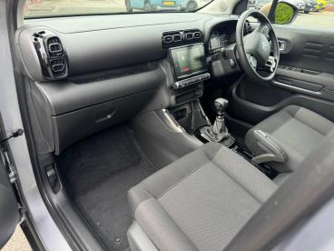 SPOTICAR Citroën C3 Aircross 1.2 Puretech C-series Edition Euro 6 (s/s) 5dr Used Car - Suv Petrol Grey - Chorley - 1200602044_4