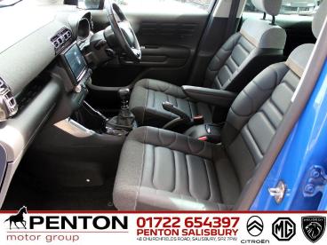 SPOTICAR Citroën C3 Aircross 1.2 Puretech Shine Plus Euro 6 (s/s) 5dr Used Car - Suv Petrol Blue - Salisbury - 1200608509_2