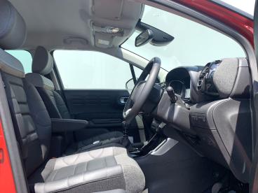 SPOTICAR Citroën C3 Aircross 1.2 Puretech Max Euro 6 (s/s) 5dr Used Car - Suv Petrol Red - Blackburn - 1200614974_2