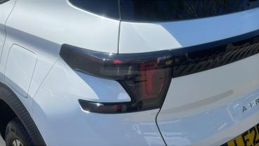 SPOTICAR Citroën C3 Aircross 1.2 Turbo Plus Euro 6 (s/s) 5dr Used Car - Suv Petrol White - Wimbledon - 1200615661_5