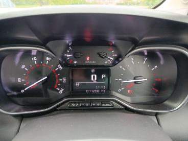 SPOTICAR Citroën C3 Aircross 1.2 Puretech Shine Plus Eat6 Euro 6 (s/s) 5dr Used Car - Suv Petrol White - Aylesbury - 1200615724_2
