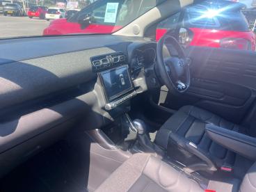SPOTICAR Citroën C3 Aircross 1.2 Puretech Shine Plus Eat6 Euro 6 (s/s) 5dr Used Car - Suv Petrol Grey - Weston-super-mare - 1200615983_2