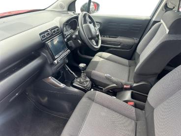 SPOTICAR Citroën C3 Aircross 1.2 Puretech Shine Euro 6 (s/s) 5dr Used Car - Suv Petrol Red - Wallsend - 1200616338_3
