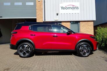 SPOTICAR Citroën C3 Aircross 1.2 Turbo Plus Euro 6 (s/s) 5dr Used Car - Suv Petrol Red - Fareham - 1200618828_2