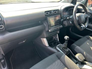 SPOTICAR Citroën C3 Aircross 1.2 Puretech Flair Euro 6 (s/s) 5dr Used Car - Suv Petrol Beige - Wigan - 1200619968_2
