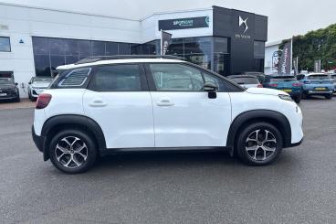 SPOTICAR Citroën C3 Aircross 1.2 Puretech Shine Euro 6 (s/s) 5dr Used Car - Suv Petrol White - Exeter - 1200627385_2