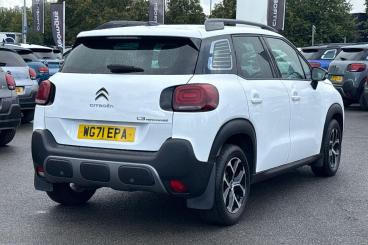 SPOTICAR Citroën C3 Aircross 1.2 Puretech Shine Euro 6 (s/s) 5dr Used Car - Suv Petrol White - Exeter - 1200627385_3