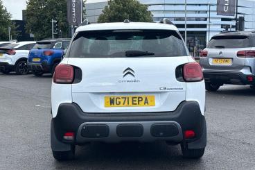 SPOTICAR Citroën C3 Aircross 1.2 Puretech Shine Euro 6 (s/s) 5dr Used Car - Suv Petrol White - Exeter - 1200627385_4