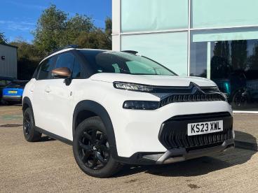 SPOTICAR Citroën C3 Aircross 1.2 Puretech C-series Edition Euro 6 (s/s) 5dr Used Car - Suv Petrol White - Kettering - 1200636671_1