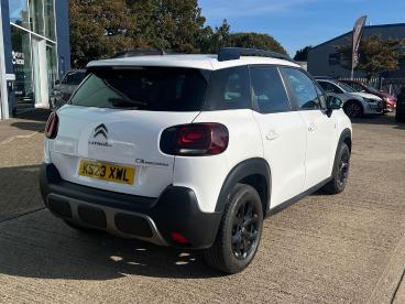 SPOTICAR Citroën C3 Aircross 1.2 Puretech C-series Edition Euro 6 (s/s) 5dr Used Car - Suv Petrol White - Kettering - 1200636671_3