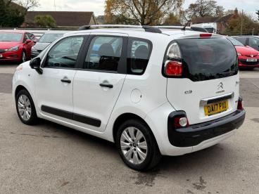 SPOTICAR Citroën C3 Picasso 1.6 Bluehdi Edition Euro 6 5dr Used Car - Mpv Diesel White - Billinghay - 1200562761_2