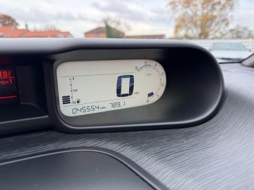 SPOTICAR Citroën C3 Picasso 1.6 Bluehdi Edition Euro 6 5dr Used Car - Mpv Diesel White - Billinghay - 1200562761_5