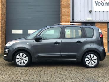 SPOTICAR Citroën C3 Picasso 1.2 Puretech Edition Euro 6 5dr Used Car - Mpv Petrol Grey - Fareham - 1200569942_3