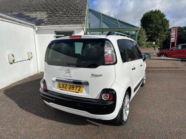 SPOTICAR Citroën C3 Picasso 1.6 Bluehdi Platinum Euro 6 5dr Used Car - Mpv Diesel White - Craigavon - 1200623871_4