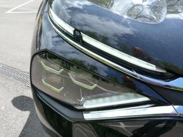 SPOTICAR Citroën C4 1.2 Puretech Max Euro 6 (s/s) 5dr Used Car - Hatchback Petrol Black - Wokingham - 1200516809_3