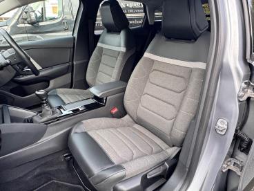 SPOTICAR Citroën C4 1.2 Puretech Shine Euro 6 (s/s) 5dr Used Car - Hatchback Petrol Grey - Chorley - 1200531844_4