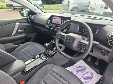 SPOTICAR Citroën C4 1.2 Puretech Max Euro 6 (s/s) 5dr Used Car - Hatchback Petrol Blue - Boston - 1200542035_3