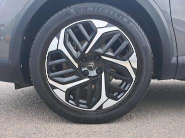 SPOTICAR Citroën C4 1.2 Puretech Shine Euro 6 (s/s) 5dr Used Car - Hatchback Petrol Grey - Telford - 1200542454_5