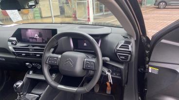 SPOTICAR Citroën C4 1.2 Puretech Sense Plus Euro 6 (s/s) 5dr Used Car - Hatchback Petrol Black - Redditch - 1200551363_4