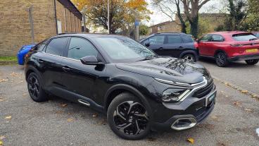 SPOTICAR Citroën C4 1.2 Puretech Shine Euro 6 (s/s) 5dr Used Car - Hatchback Petrol Black - Dartford - 1200552412_1