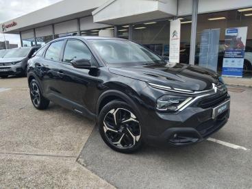 SPOTICAR Citroën C4 1.2 Puretech Sense Euro 6 (s/s) 5dr Used Car - Hatchback Petrol Black - Wokingham - 1200567667_1